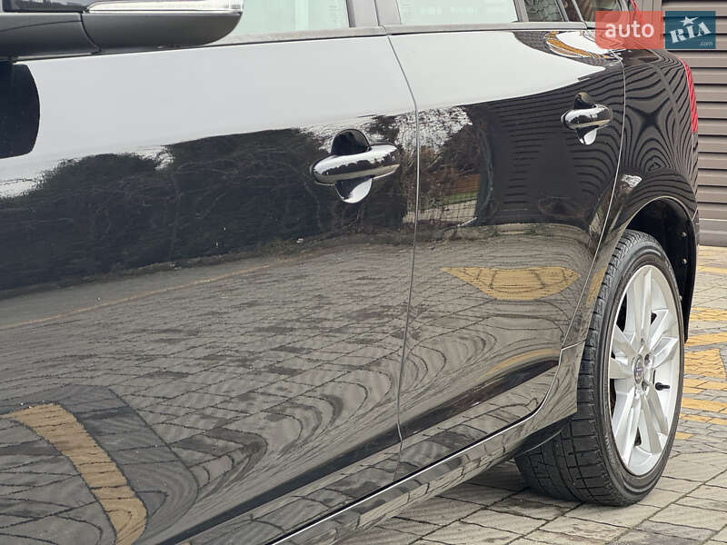 Универсал Volvo V60 2012 в Стрые фото 84 Универсал Volvo V60 2012 в Стрые