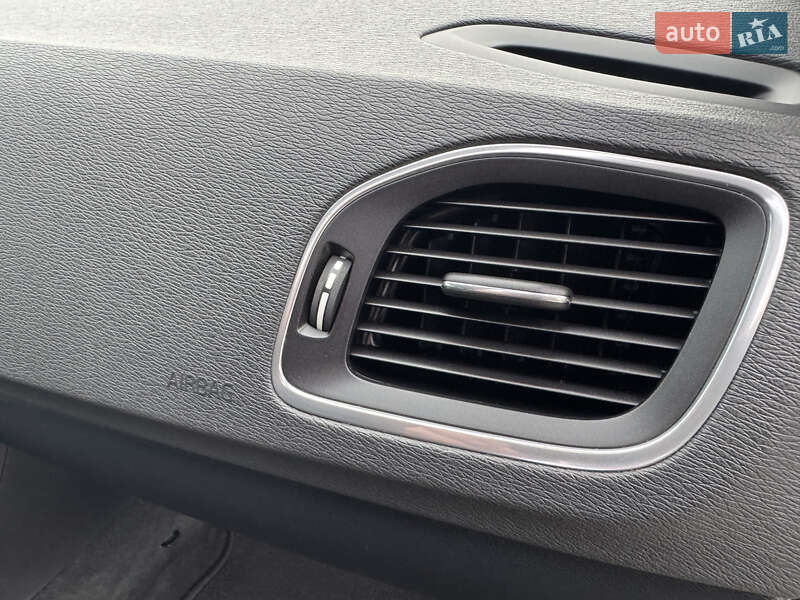 Универсал Volvo V60 2012 в Стрые фото 130 Универсал Volvo V60 2012 в Стрые