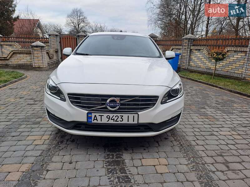Універсал Volvo V60 2017 в Коломиї