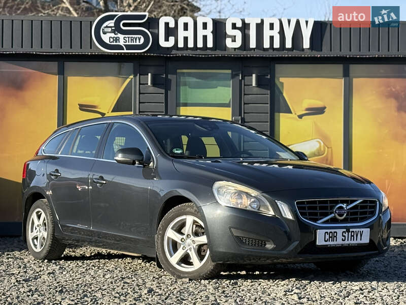 Volvo V60 2011