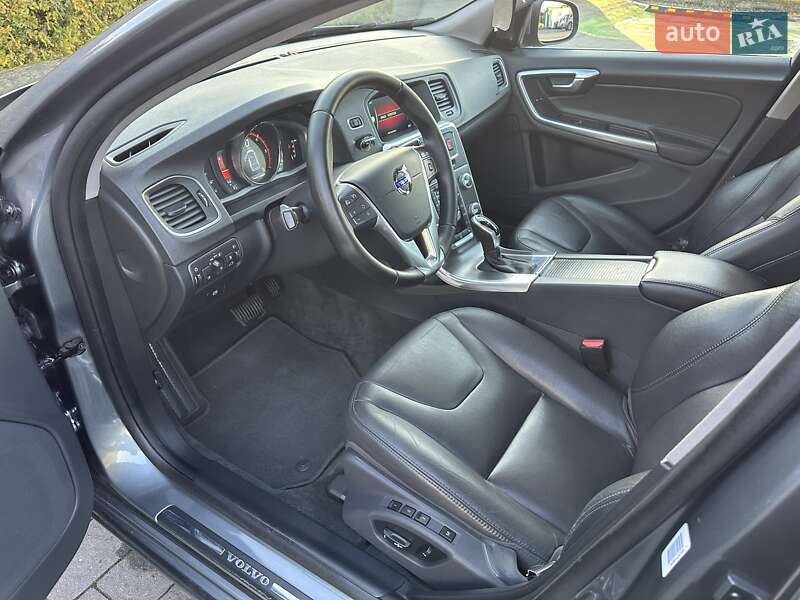 Універсал Volvo V60 2016 в Стрию