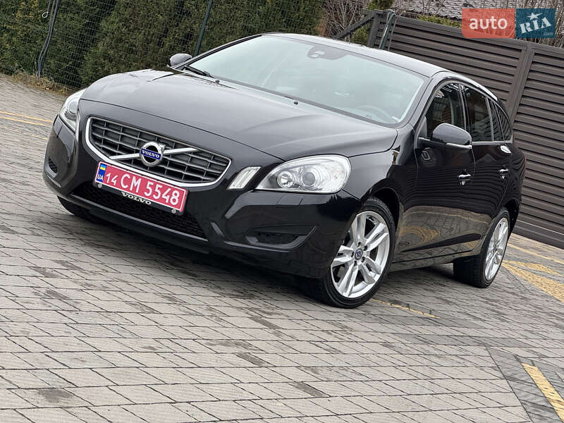 Универсал Volvo V60 2012 в Стрые