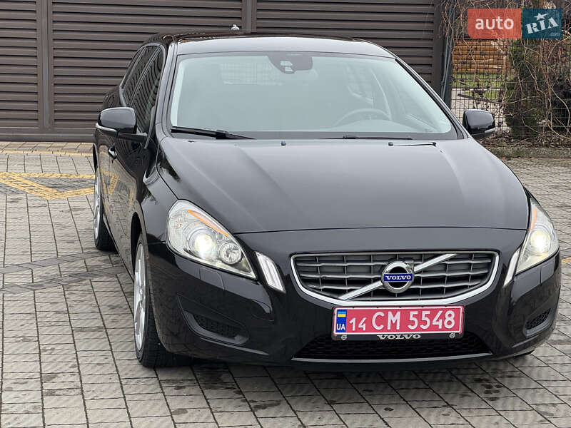 Универсал Volvo V60 2012 в Стрые