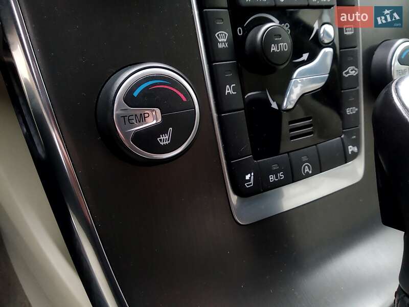 Универсал Volvo V60 2013 в Луцке