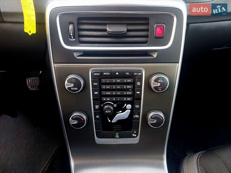 Універсал Volvo V60 2014 в Бродах