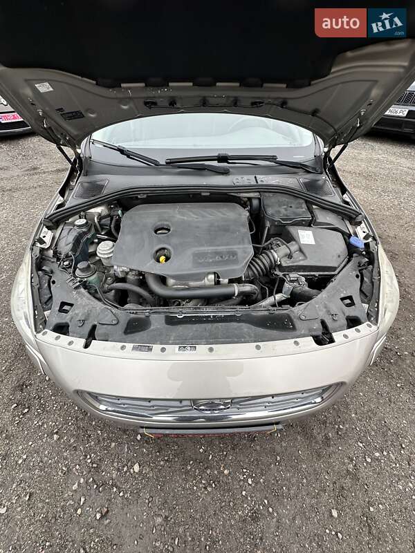 Универсал Volvo V60 2011 в Белогородке