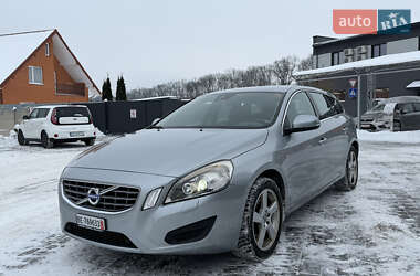 Універсал Volvo V60 2013 в Луцьку