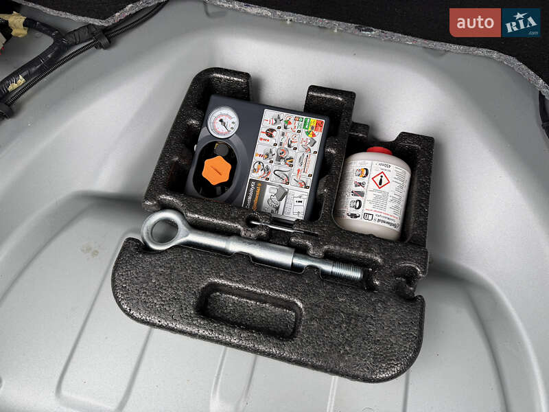 Универсал Volvo V60 2013 в Луцке фото 21 Универсал Volvo V60 2013 в Луцке