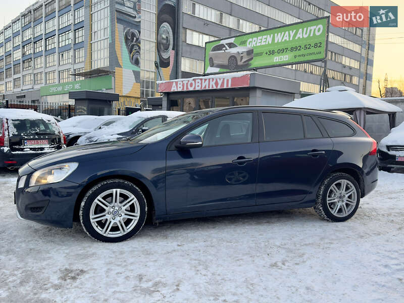 Универсал Volvo V60 2012 в Киеве