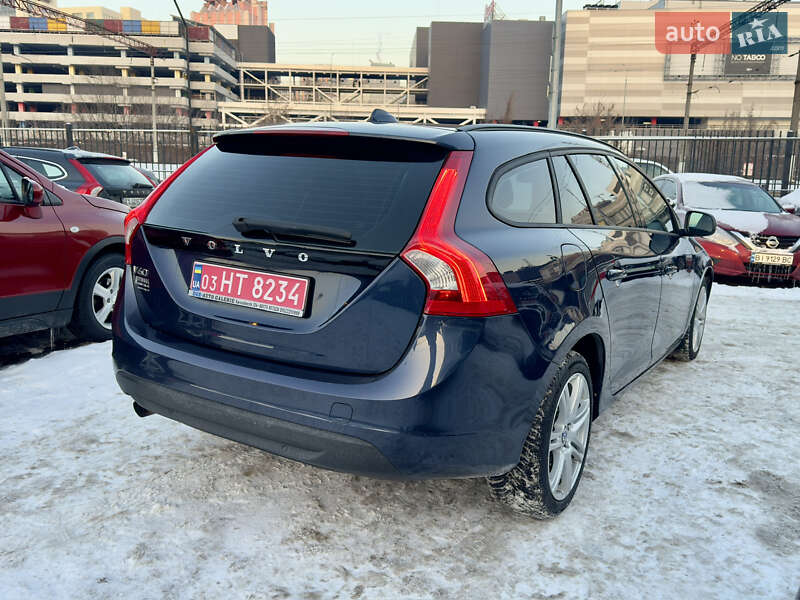 Универсал Volvo V60 2012 в Киеве