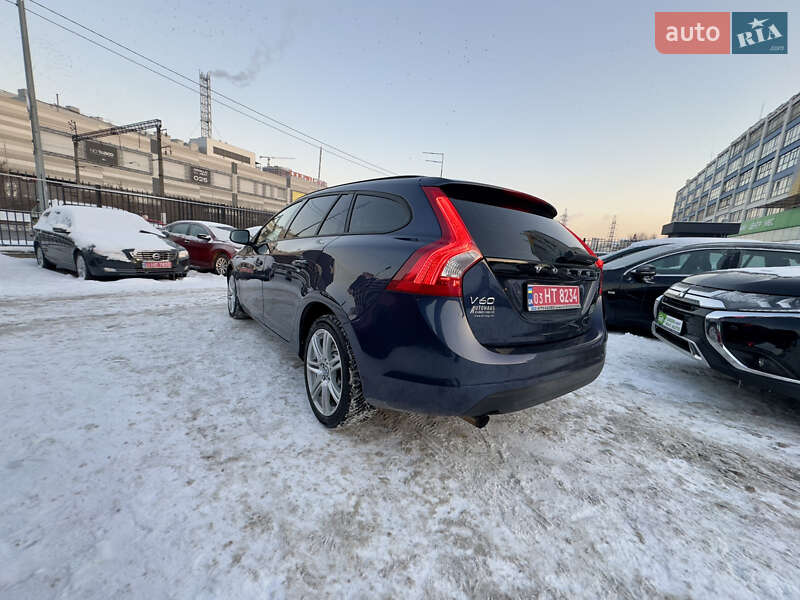 Универсал Volvo V60 2012 в Киеве