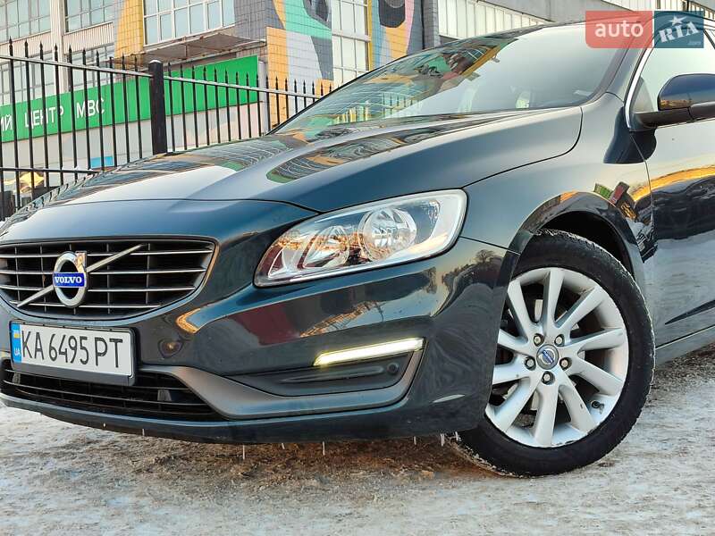 Универсал Volvo V60 2014 в Киеве