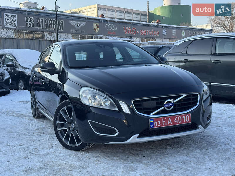 Универсал Volvo V60 2011 в Киеве