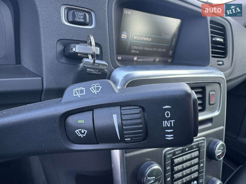 Универсал Volvo V60 2011 в Киеве