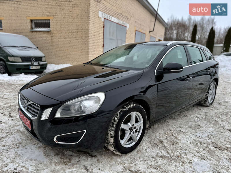 Volvo V60 2011