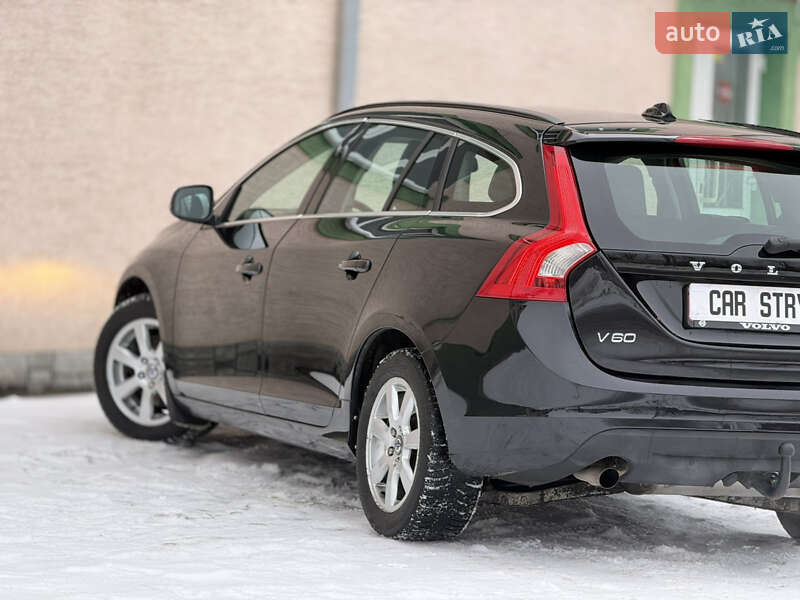 Универсал Volvo V60 2011 в Стрые фото 16 Универсал Volvo V60 2011 в Стрые