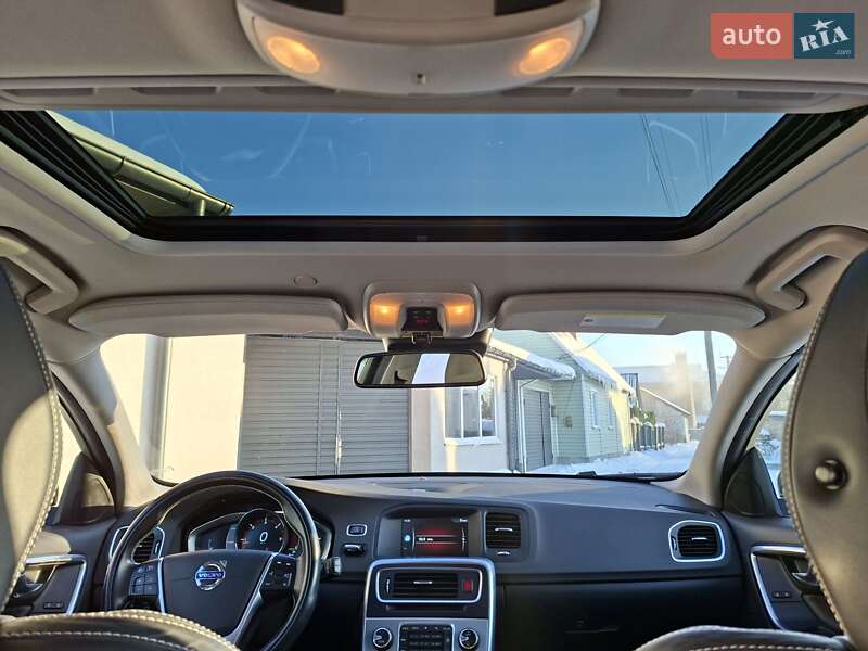 Универсал Volvo V60 2014 в Ровно фото 29 Универсал Volvo V60 2014 в Ровно