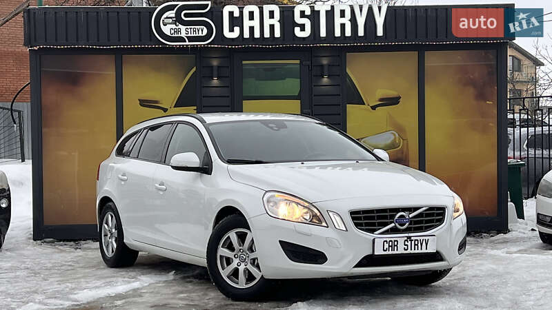 Volvo V60 2011
