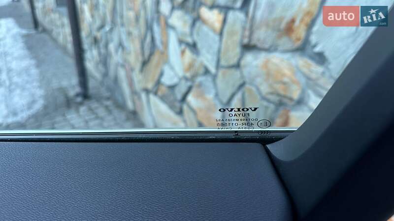 Универсал Volvo V60 2021 в Дубно