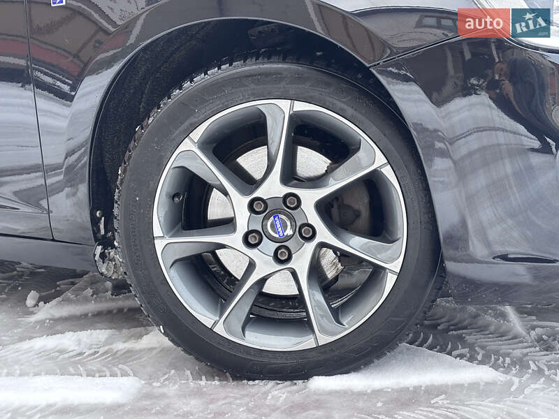 Универсал Volvo V60 2015 в Стрые