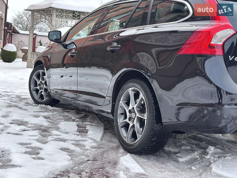 Универсал Volvo V60 2015 в Стрые