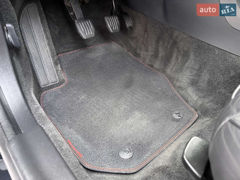 Универсал Volvo V60 2015 в Стрые