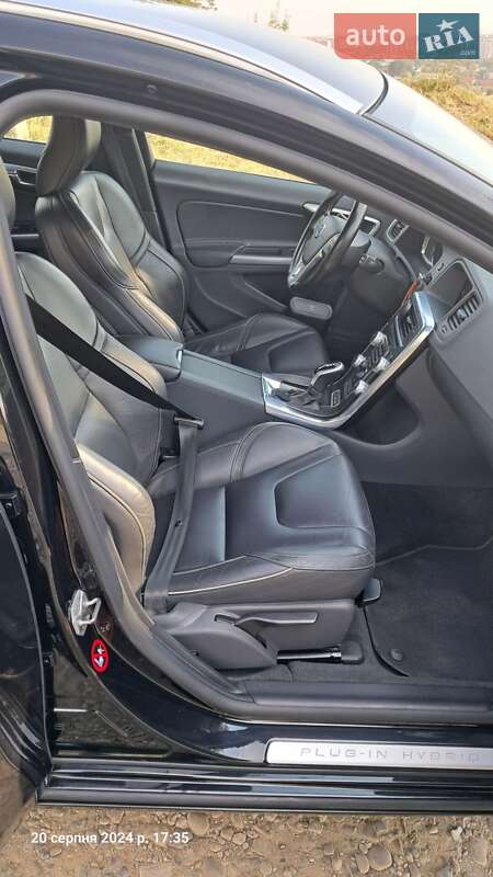 Универсал Volvo V60 2014 в Ивано-Франковске фото 15 Универсал Volvo V60 2014 в Ивано-Франковске