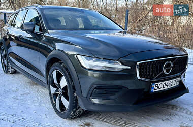 Универсал Volvo V60 2019 в Львове