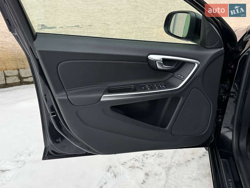 Універсал Volvo V60 2011 в Стрию