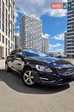 Универсал Volvo V60 2016 в Киеве