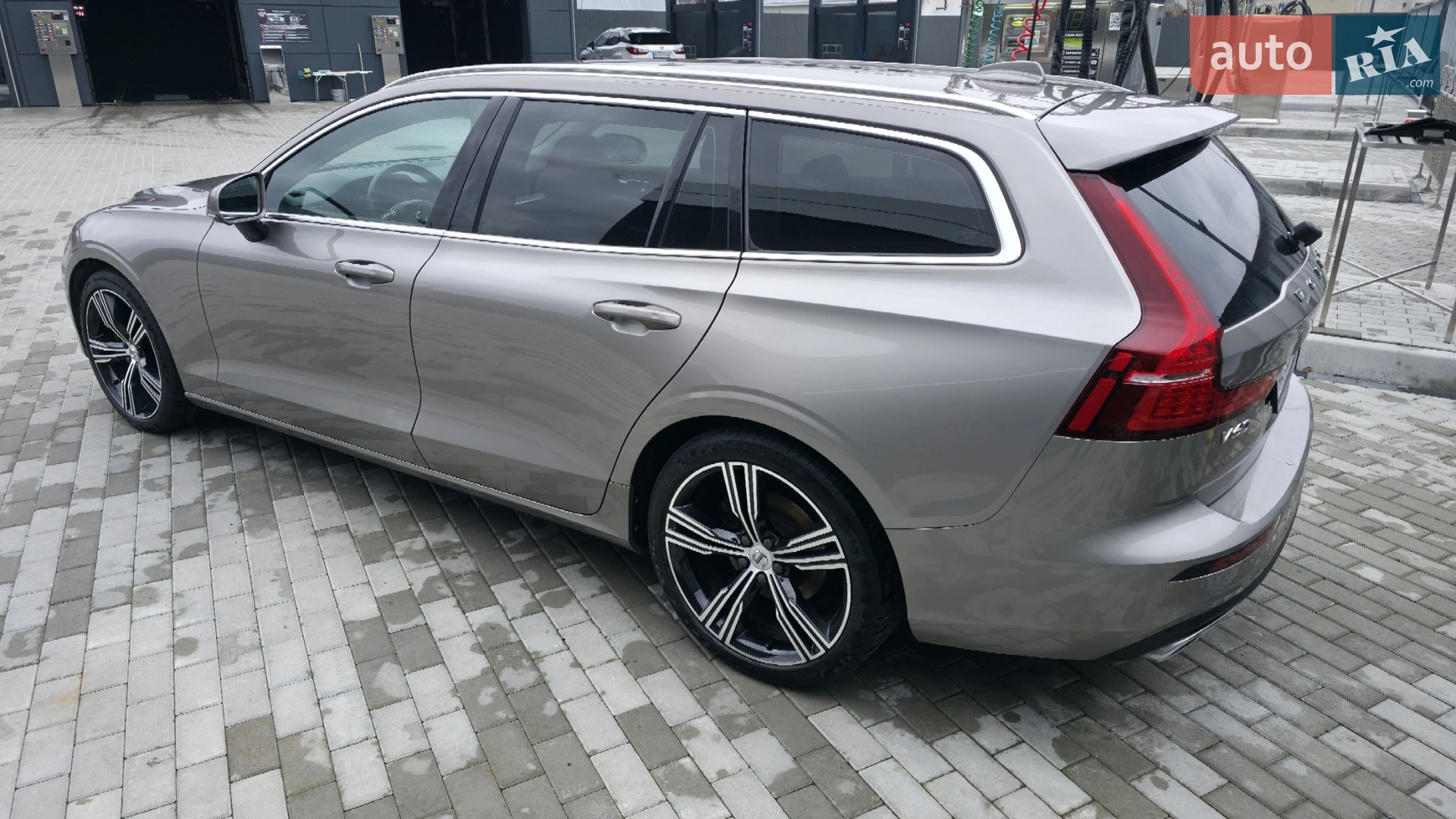 2019 Volvo V60 - мініатюра 3