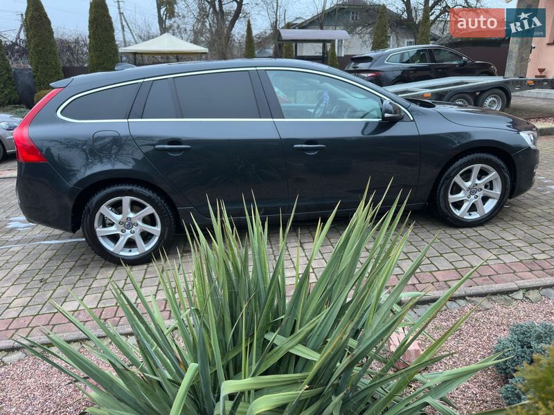 Универсал Volvo V60 2014 в Ивано-Франковске