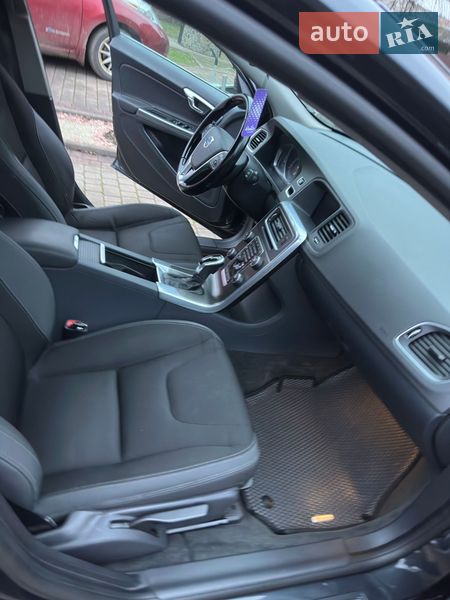 Универсал Volvo V60 2014 в Ивано-Франковске