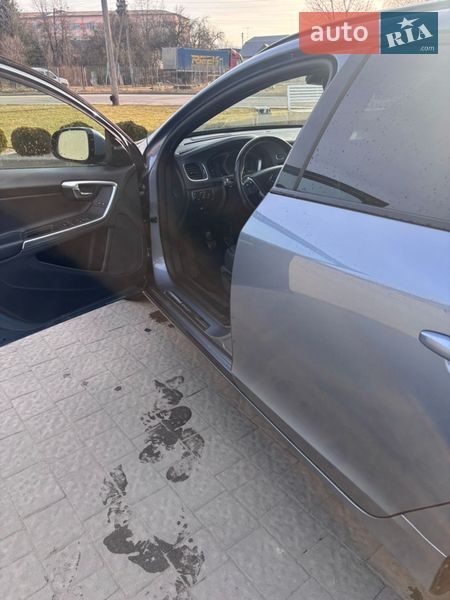 Универсал Volvo V60 2018 в Дрогобыче