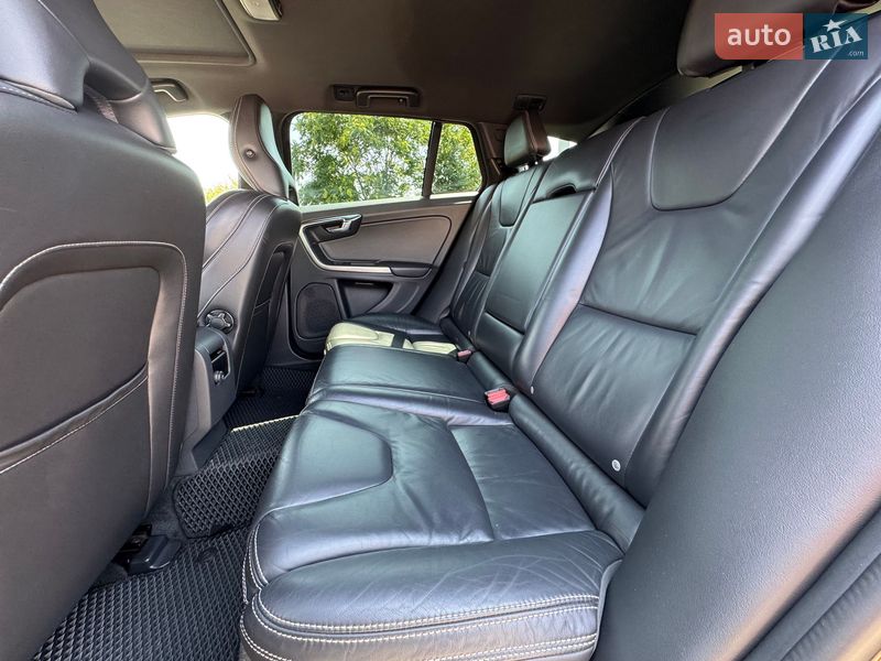 Универсал Volvo V60 2013 в Одессе