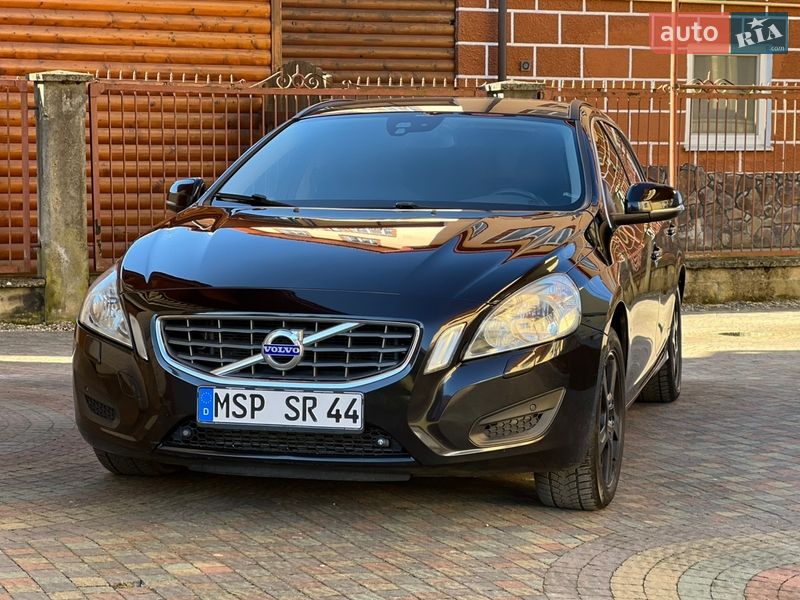 Универсал Volvo V60 2010 в Стрые