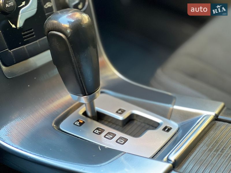 Универсал Volvo V60 2010 в Стрые