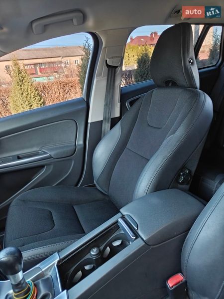 Універсал Volvo V60 2012 в Кременці