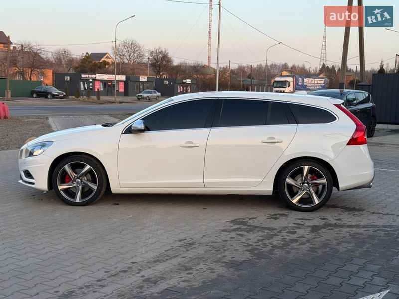 Универсал Volvo V60 2011 в Луцке