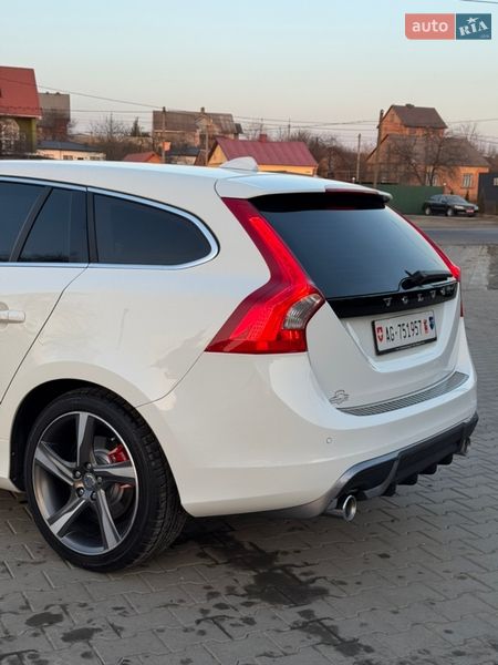 Универсал Volvo V60 2011 в Луцке