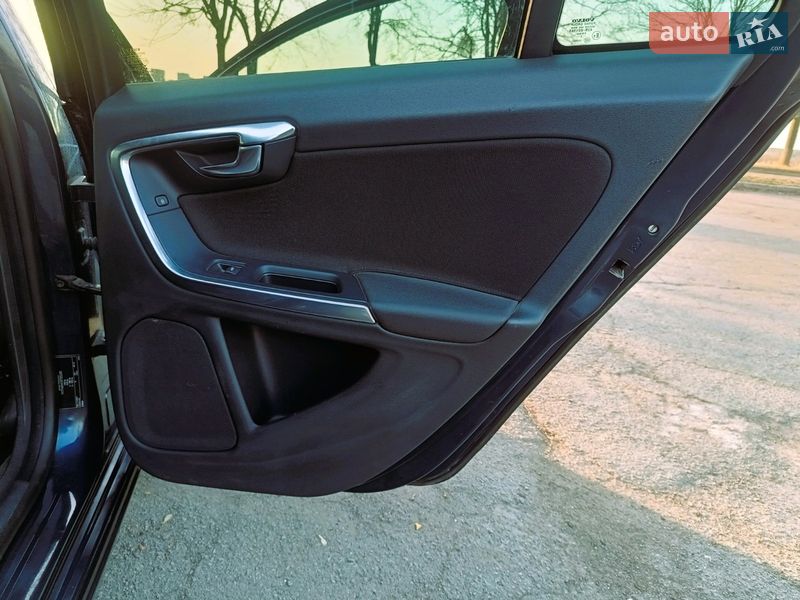 Универсал Volvo V60 2012 в Владимире