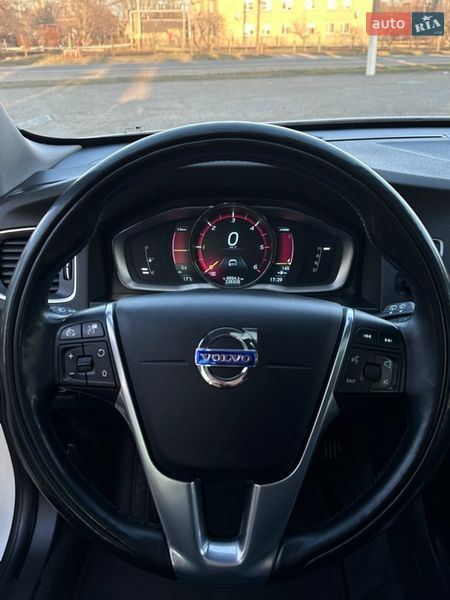 Універсал Volvo V60 2014 в Дубні