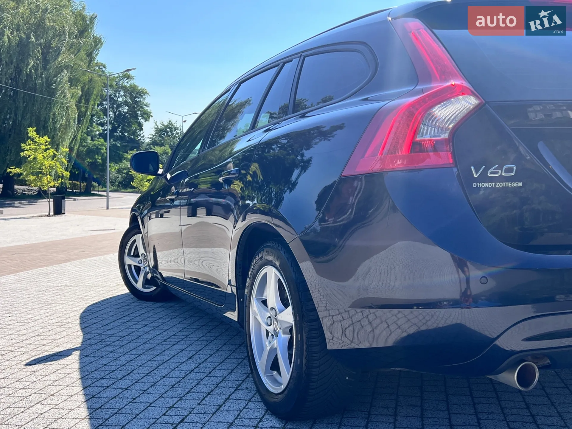 2016 Volvo V60 - мініатюра 9
