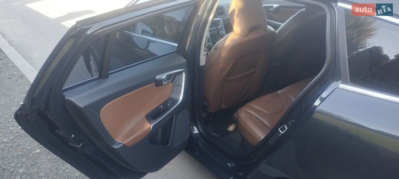 Універсал Volvo V60 2014 в Львові фото 15 Універсал Volvo V60 2014 в Львові
