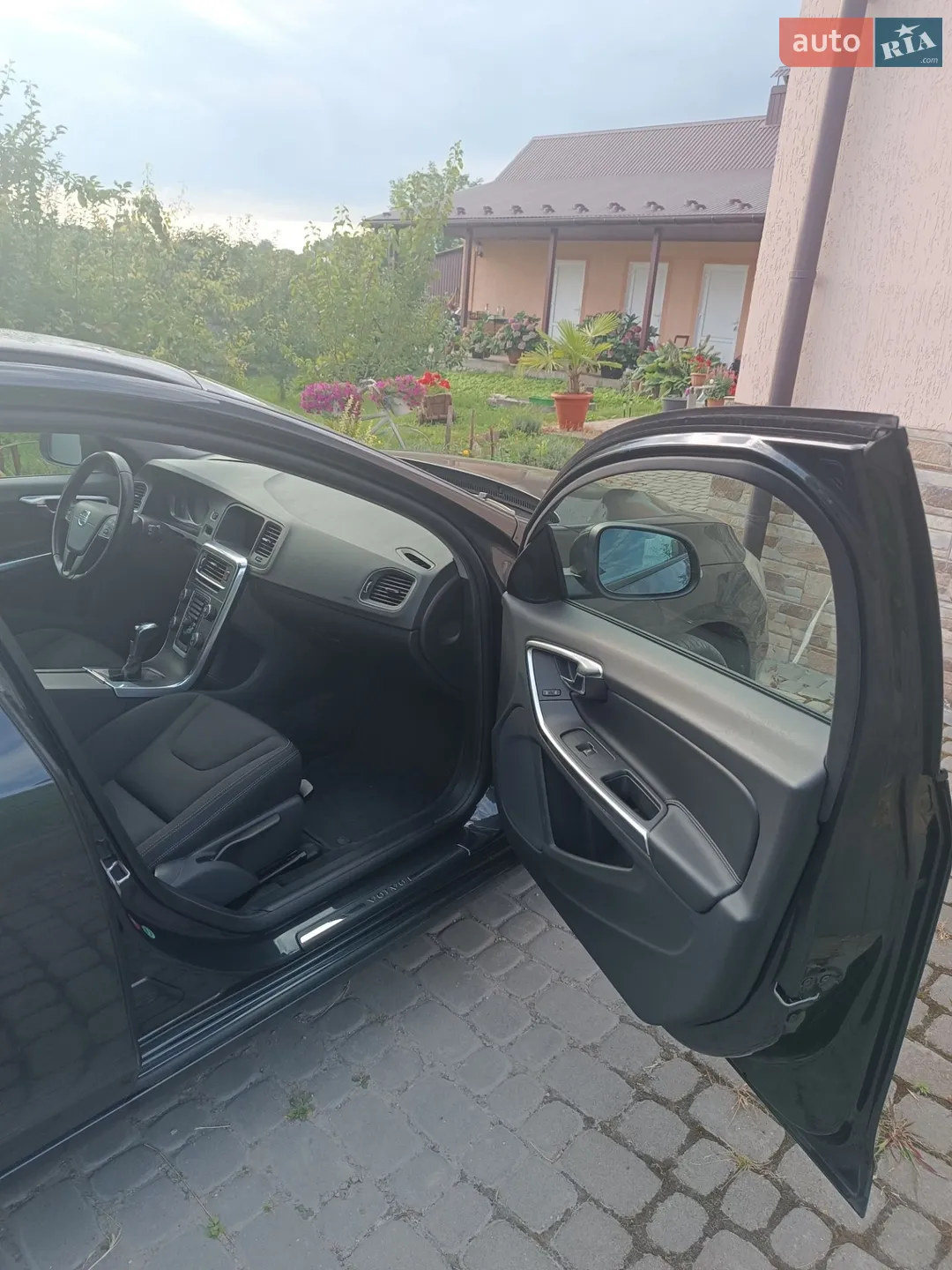 2016 Volvo V60 - мініатюра 7