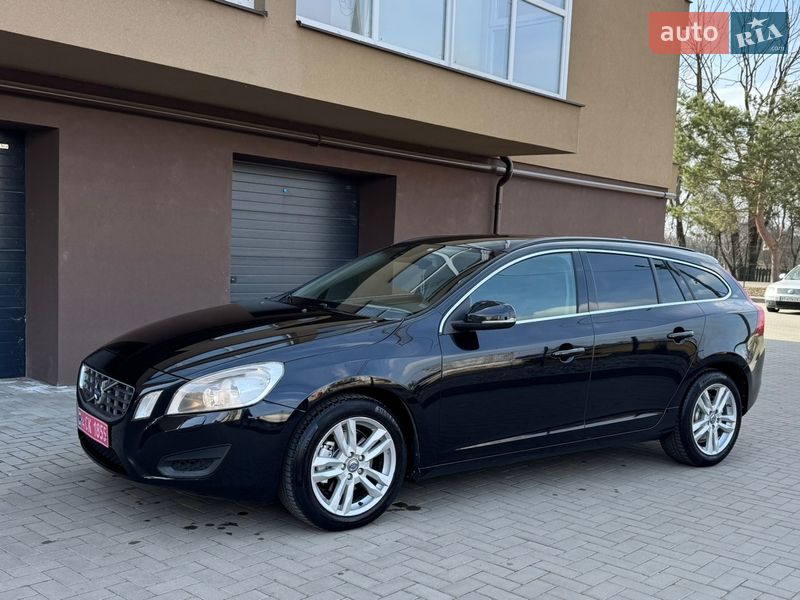 Универсал Volvo V60 2013 в Калуше