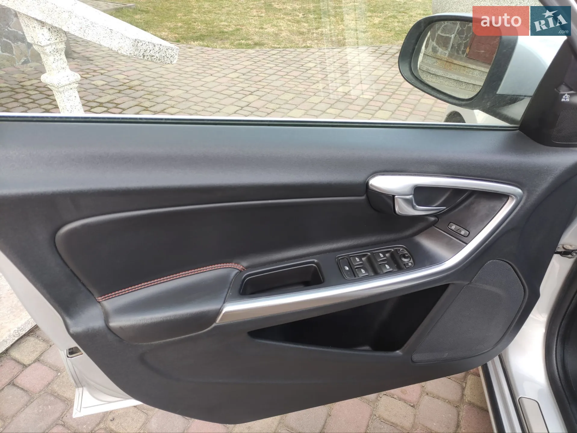 2016 Volvo V60 - мініатюра 17