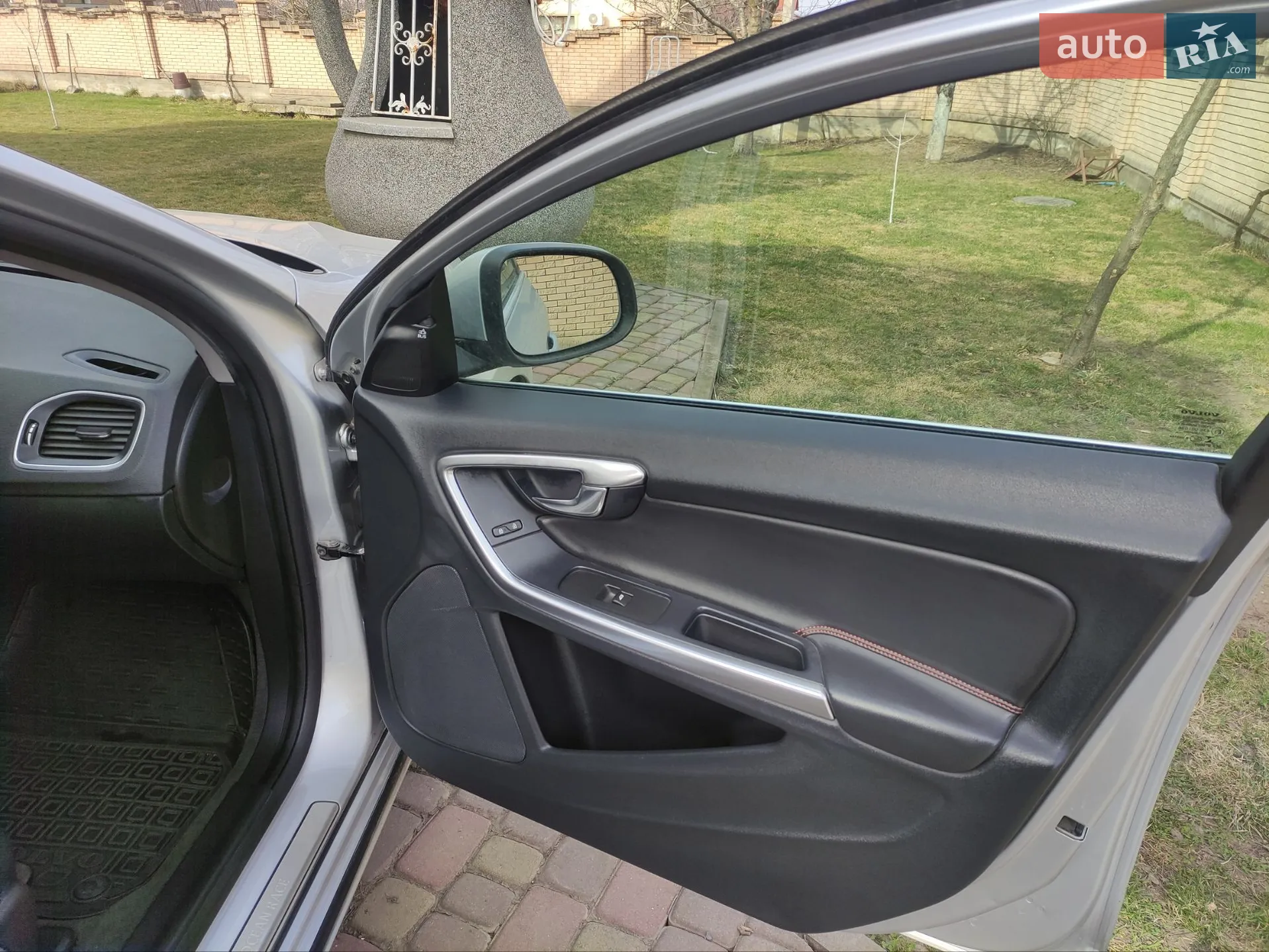 2016 Volvo V60 - мініатюра 34