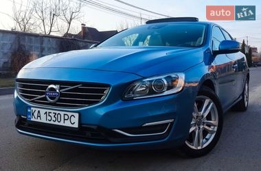 Универсал Volvo V60 2014 в Киеве