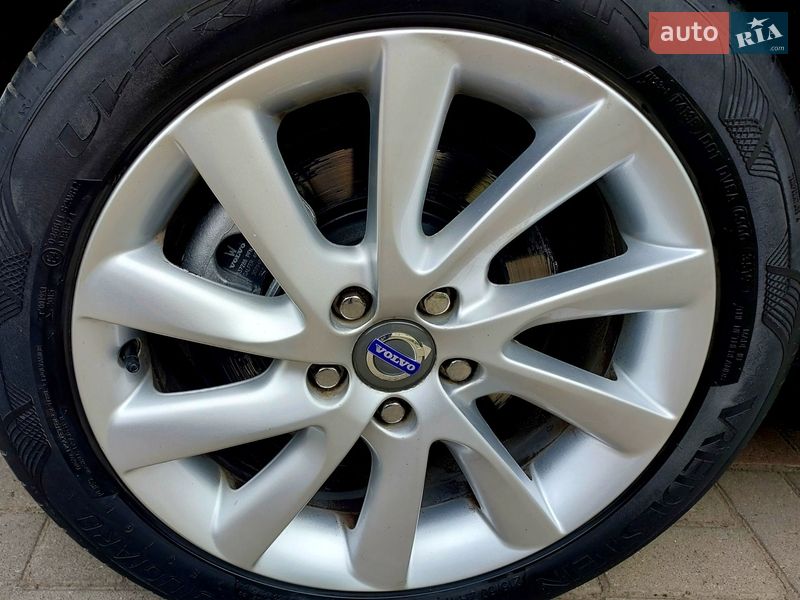 Универсал Volvo V60 2014 в Бродах